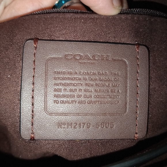 Coach Georgie Shoulder bag In color Block Signature canvas - Picture 10 of 13